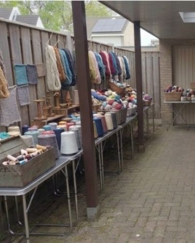 de oprit van weeffanaat in Almelo